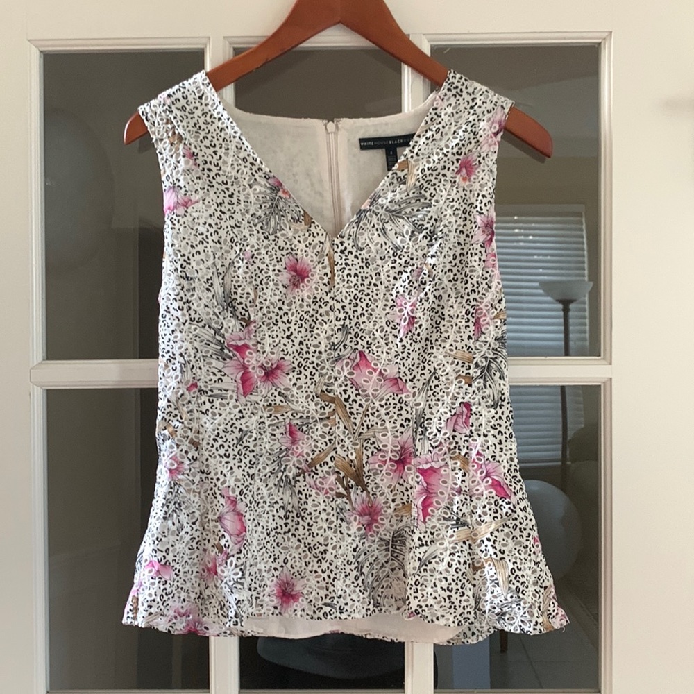 White House Black Market summer top size 4
